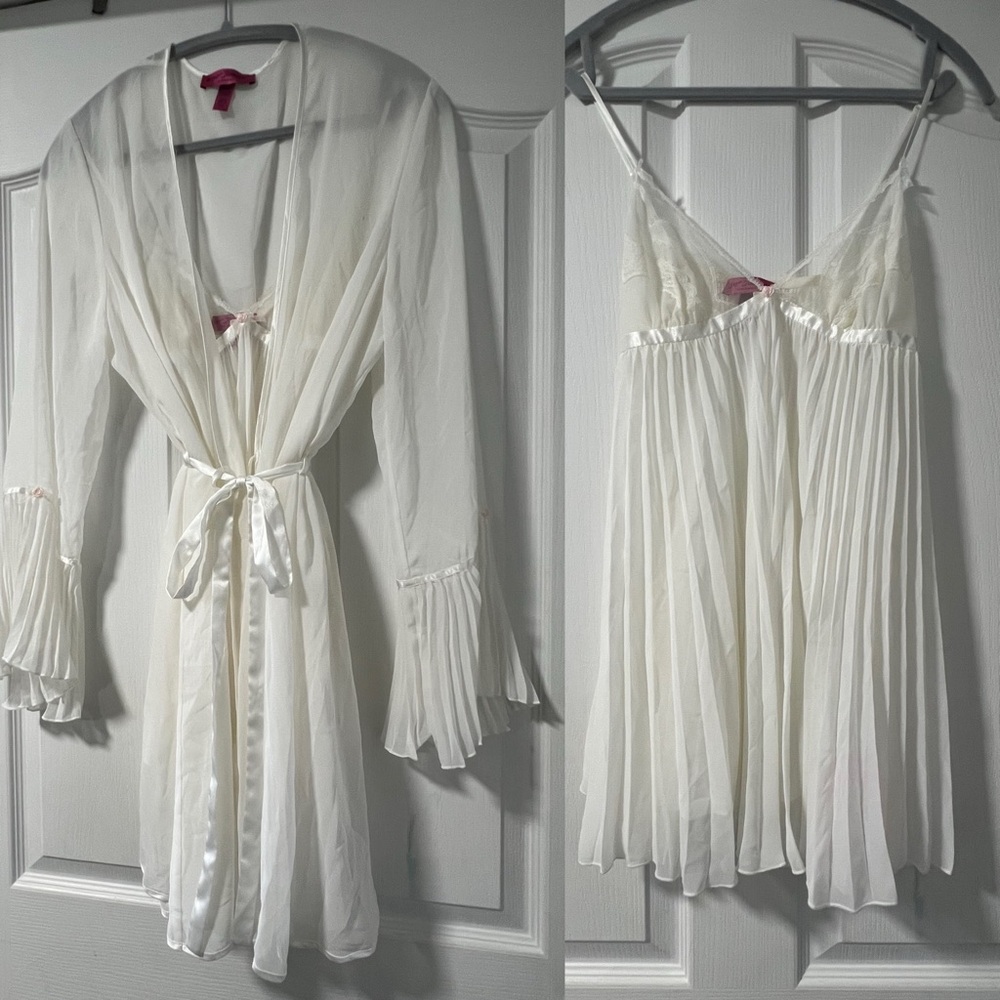 Betsey Johnson 3 Piece Sheer Robe Set